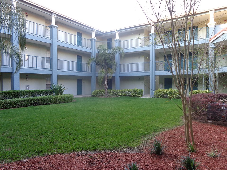 1st image of 7310 Westpointe Blvd APT 615