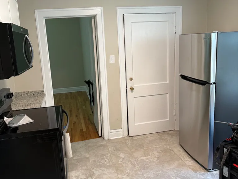 2159 S Millard Ave #2F — Photo 3