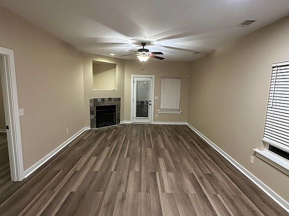 2nd image of 295 Hathaway Ln