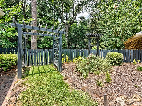 4th image of 2885 Lillington Dr