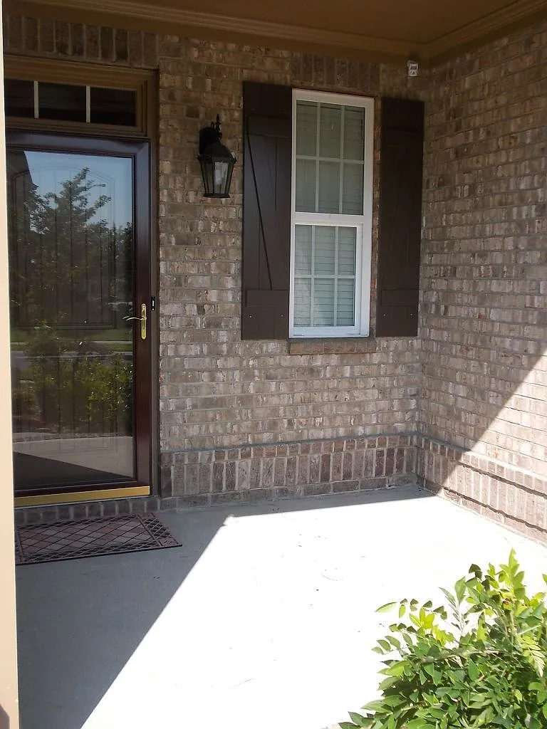 Beautiful 2 Story, 2 Bedroom Townhome in Christenbury — Photo 2