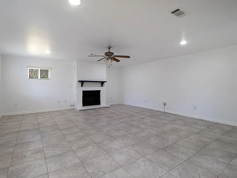 2707 Judy Dr — Photo 9
