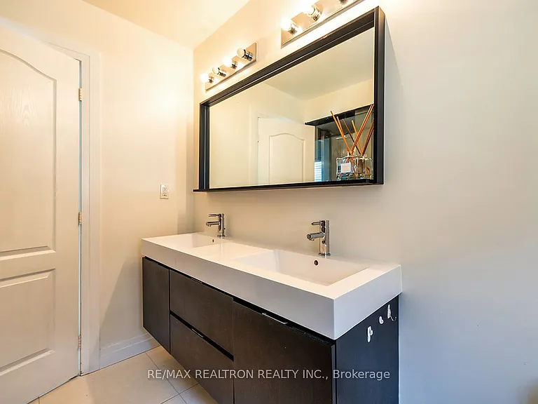 14 Styles Cres #UPPER — Photo 23