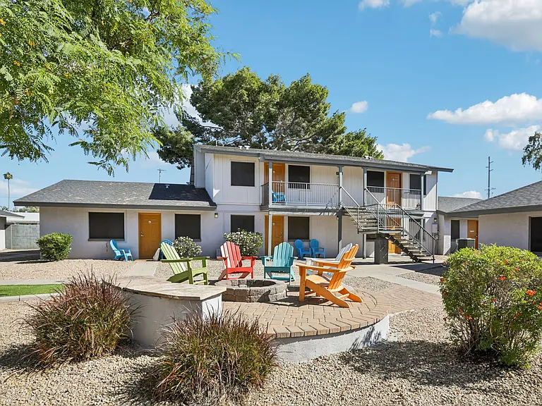 Atwater — Photo 24