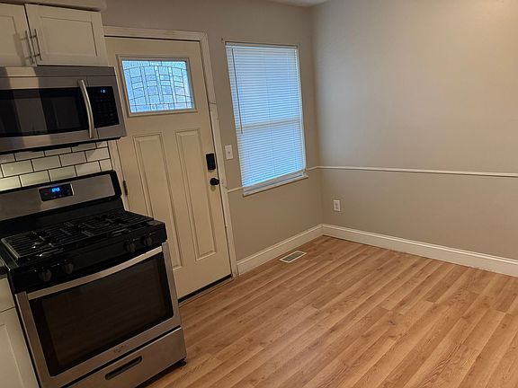 5th image of 3741 Brandon St #3749