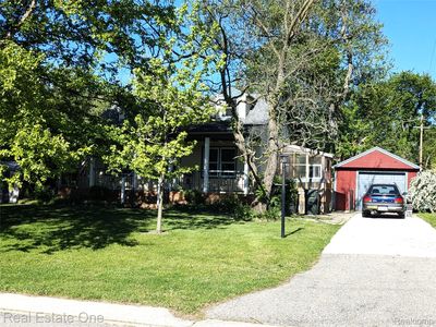 3255 Willet Ave, Rochester Hills, MI, 48309