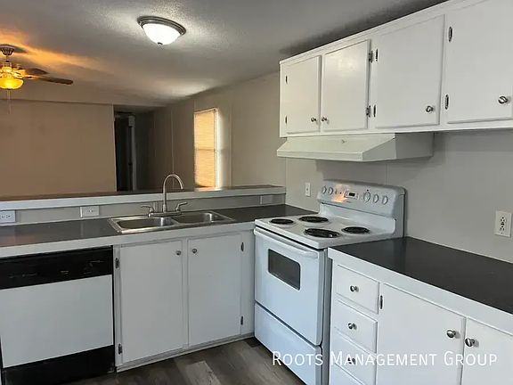 2nd image of 700 E 6th St Lot 110