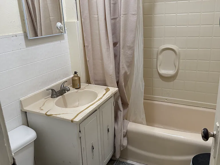 2104 S Water St #1/2 — Photo 6