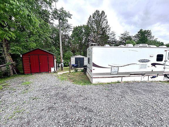 3rd image of 259 Union Hill Moss Rd