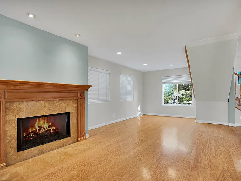 4539 Mammoth Ave — Photo 6