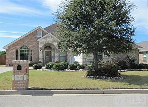 1st image of 2025 Mason Pond Dr