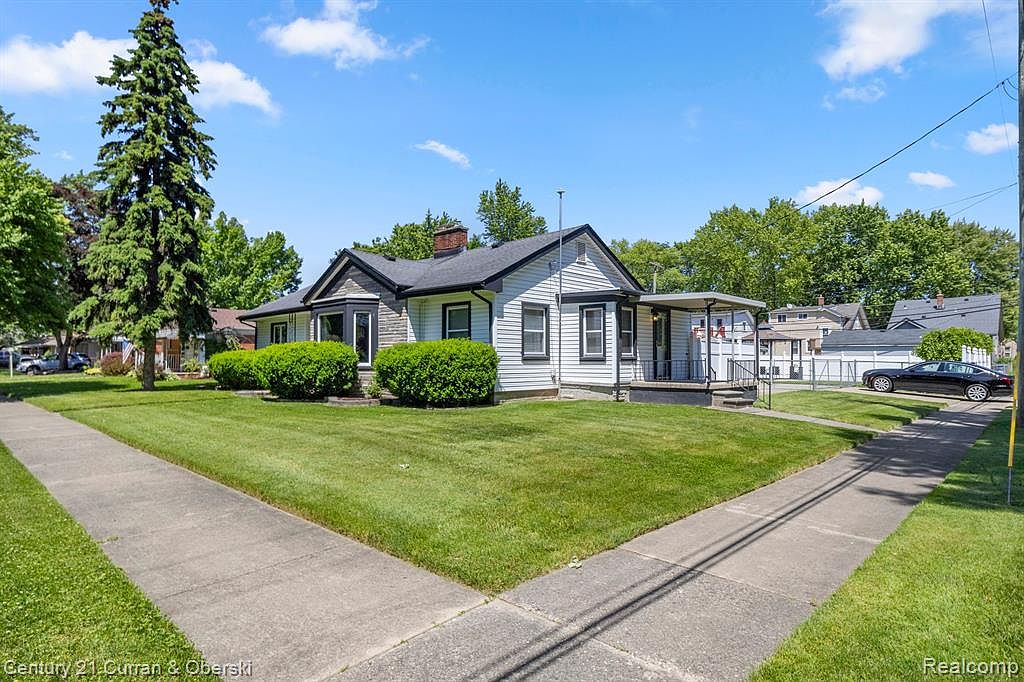 4221 Merrick St, Dearborn Heights, MI 48125 | MLS #20240037723 | Zillow