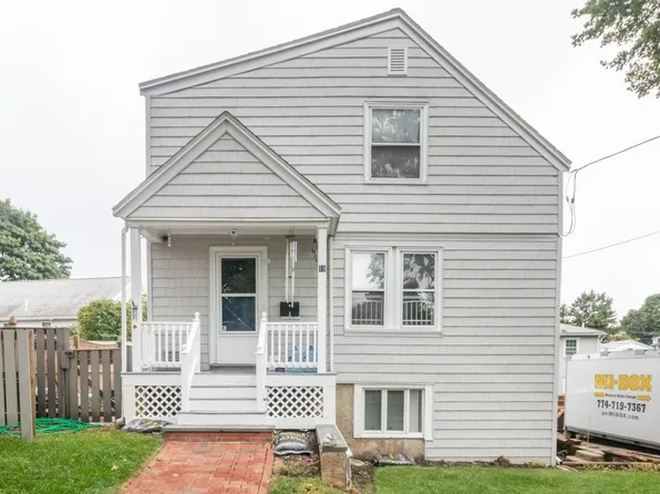 19 Ratchford Cir, Quincy, MA 02169