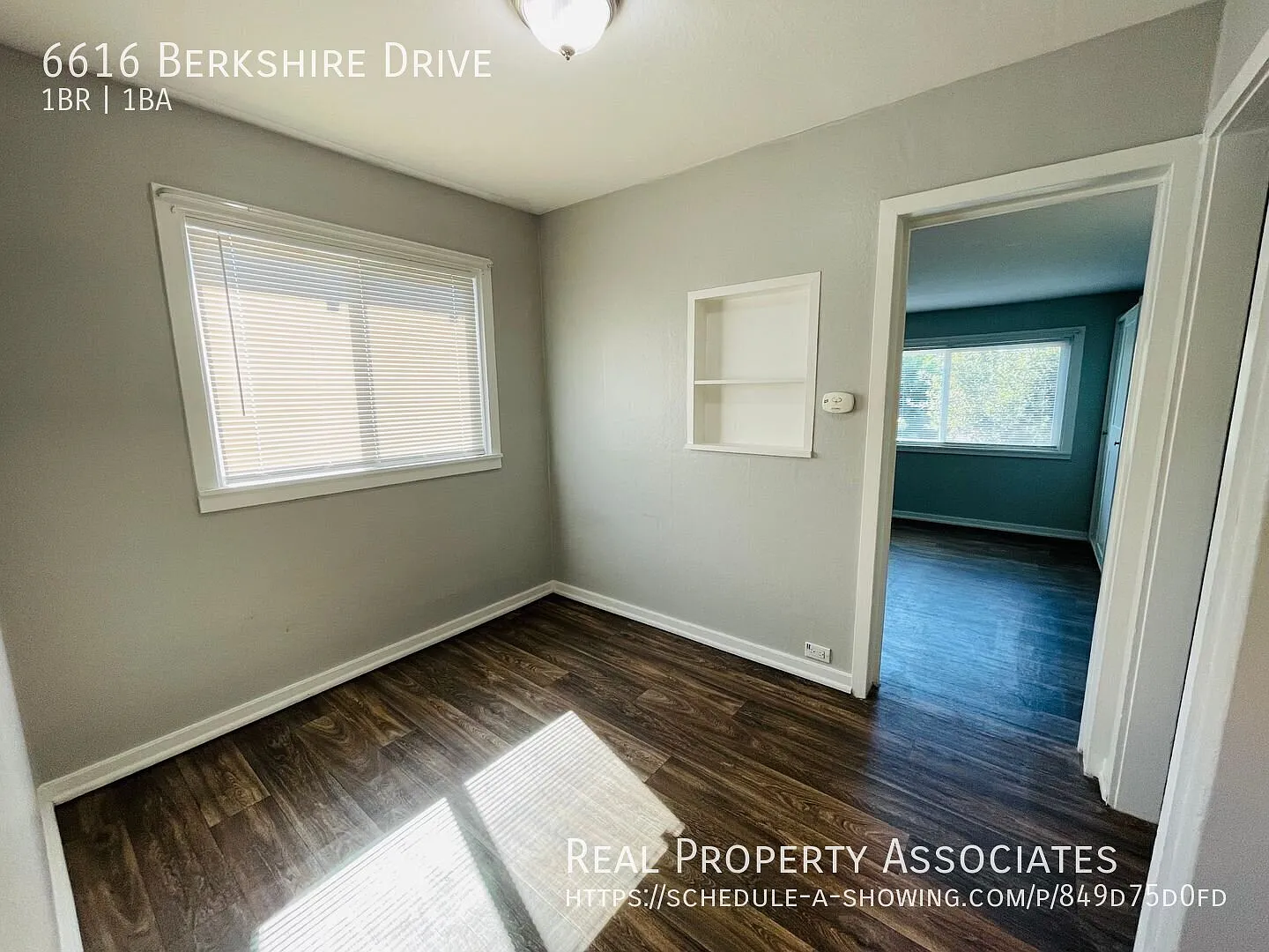 Cute 1 bed, 1 bath House in convenient Beverly neighborhood — Photo 3