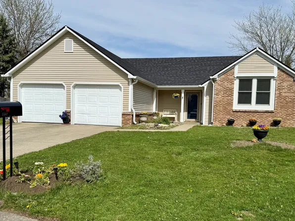 8941 Country Walk Ct, Indianapolis, IN 46227