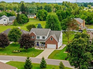 4981 Kay Dr, Monroe, MI 48161