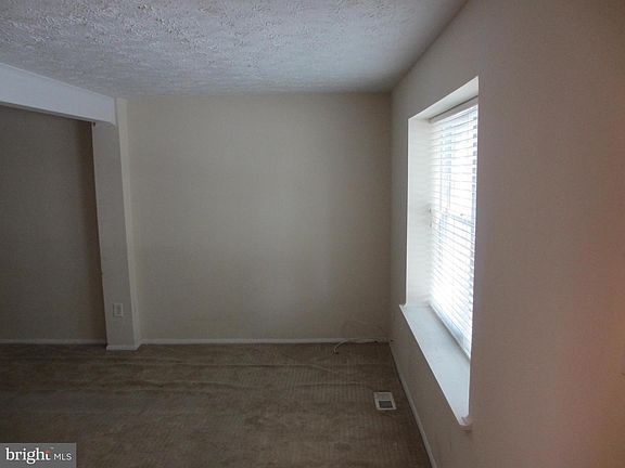 4th image of 14110 Red River Dr