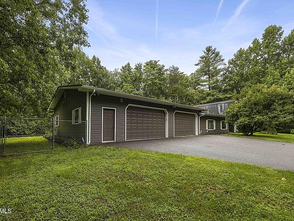 2nd image of 316 Landrum Rd