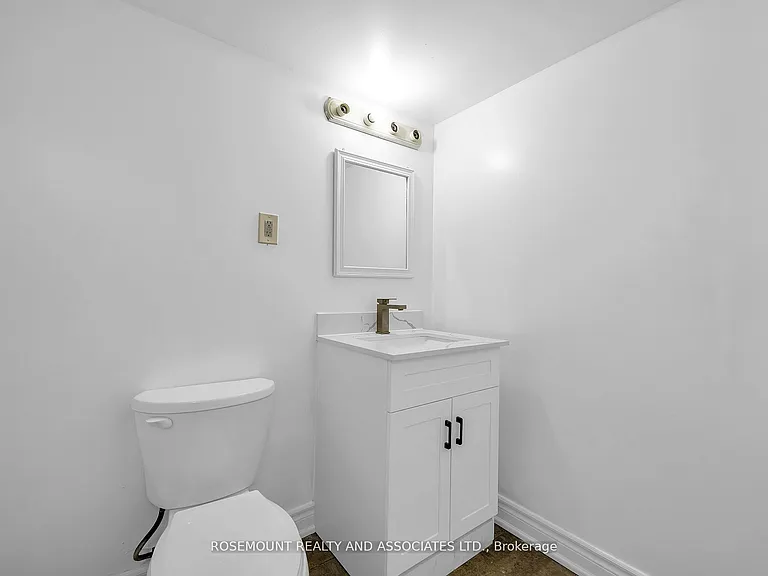 50 Seneca Ave #BASEMENT — Photo 14
