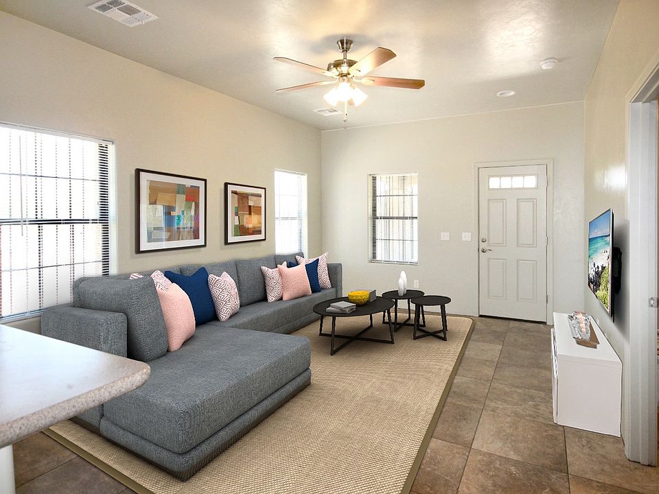 1st image of 1100 E 9th St #1