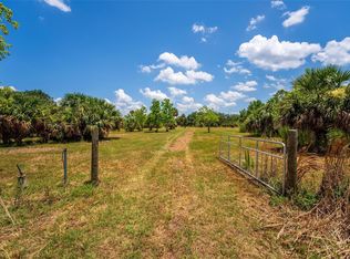 Waccassa St, Geneva, FL 32732