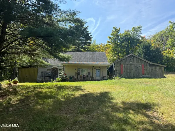 640 New Hague Road, Ticonderoga, NY 12883