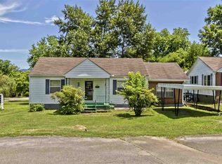 405 Louisiana Ave, Etowah, TN 37331