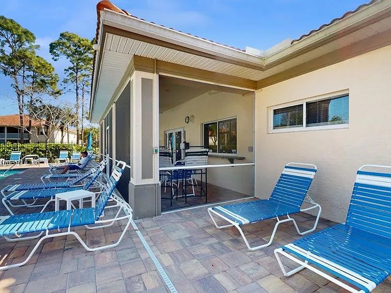 350 Robin Hood Cir #202 — Photo 39