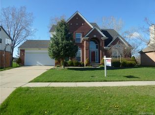 45434 Emerald Forest Dr, Novi, MI 48374