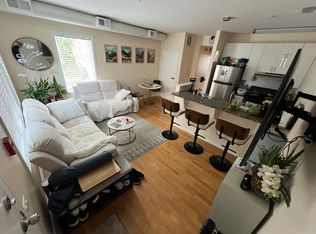 182 Gay St APT 102, Philadelphia, PA 19128