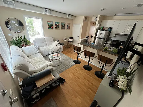 182 Gay St #102 Photo 1