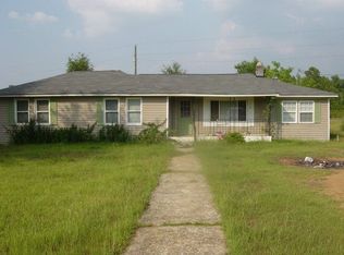 2185 Spots Rd, Wedgefield, SC 29168