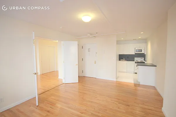 Rented by Compass | media 32