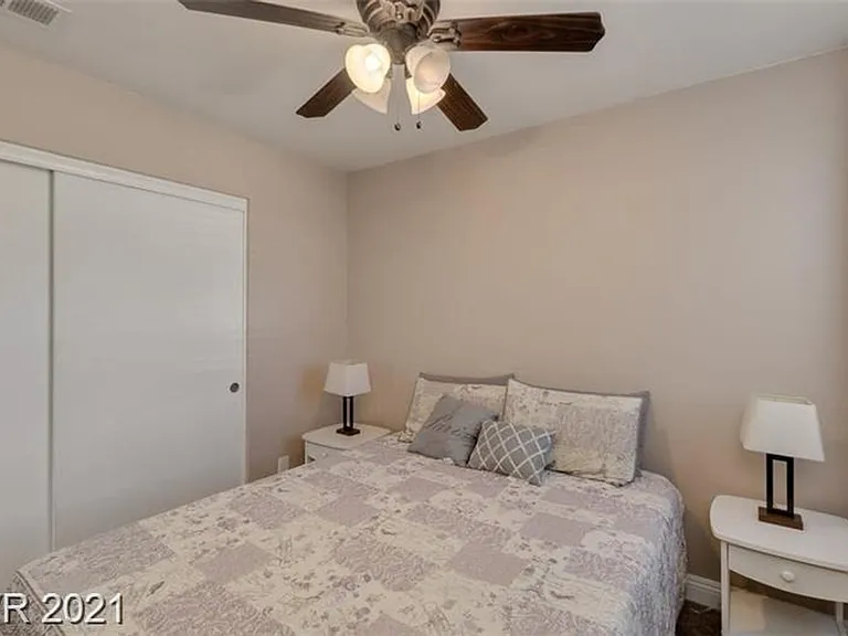 437 Waterwheel Falls Dr — Photo 16
