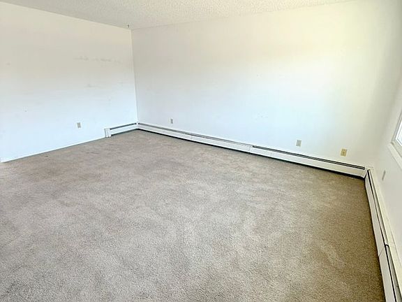 2nd image of 306-308 N 19th Ave