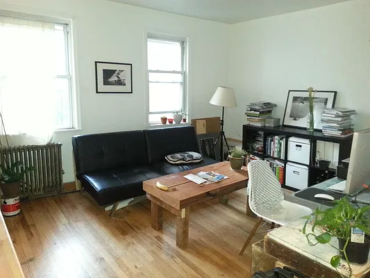 Rented by MCR Realty | media 17