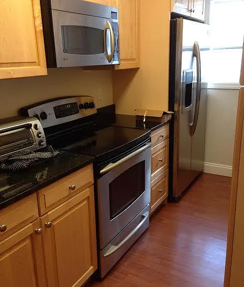 155 Newton St — Photo 1