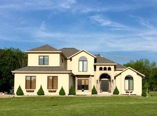 2203 N 500th Rd, Eudora, KS 66025