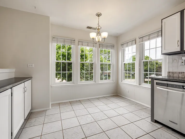 164 White Branch Ct — Photo 12