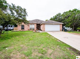 113 Cottonwood Loop, Morgans Pt Resort, TX 76513