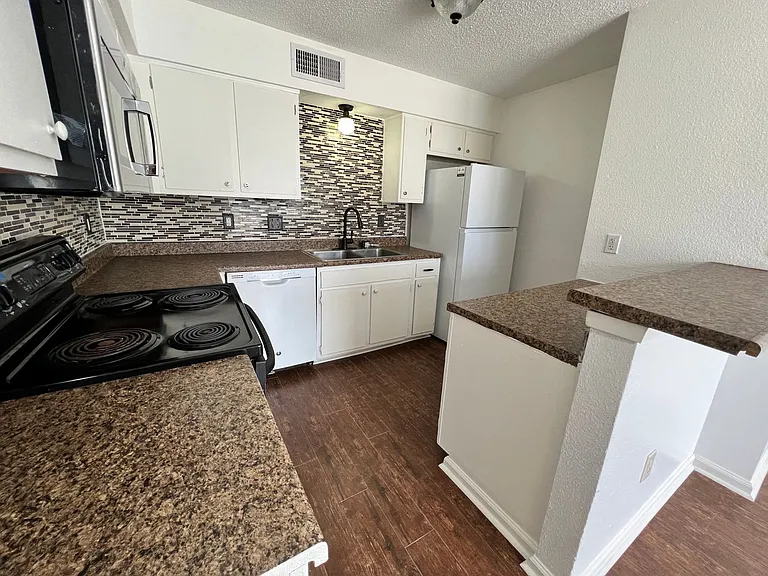 11506 Meadow Pines Ct #A — Photo 5