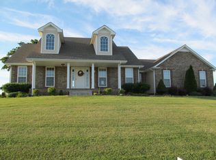 975 Beldon Station Ln, Clarksville, TN