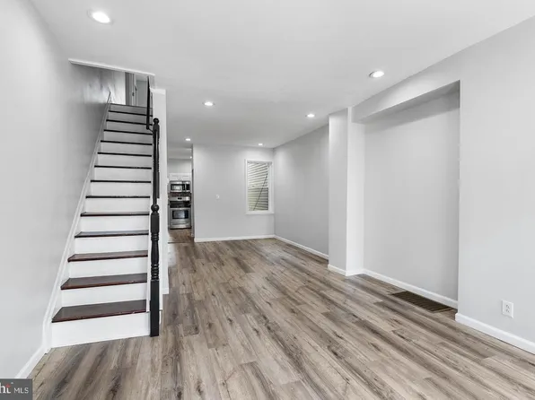 3823 Mount Vernon St, Philadelphia, PA 19104