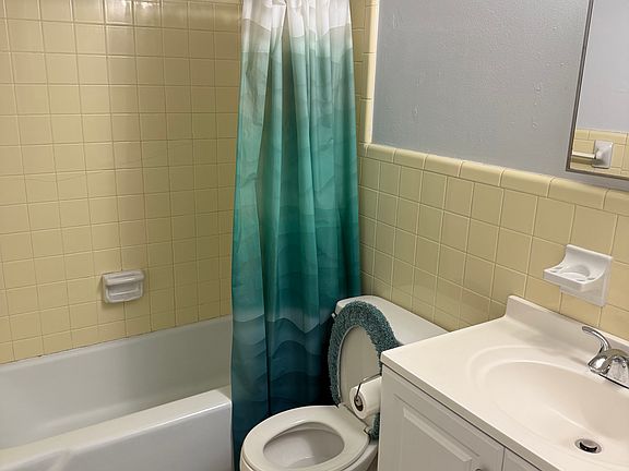 5th image of 1014 E South St Floor 3