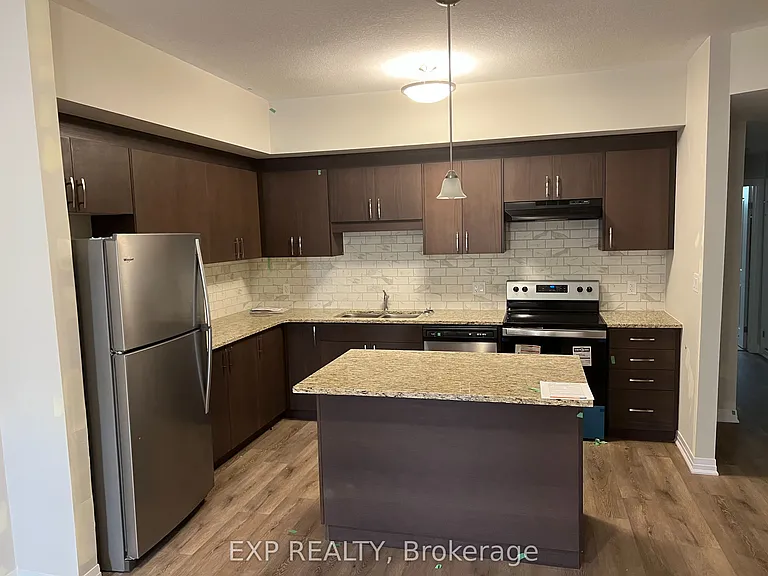 25 Isherwood Ave #13 — Photo 3