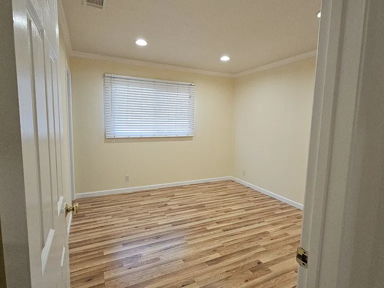 7855 Gardella Dr — Photo 13