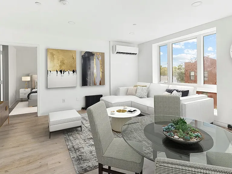 270 Manhattan Ave #3A — Photo 1