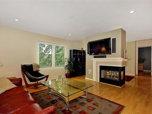 3rd image of 701 1st Ave N APT 205