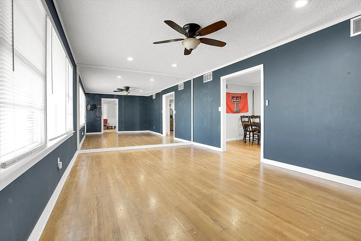 3709 26th st - SF — Photo 2