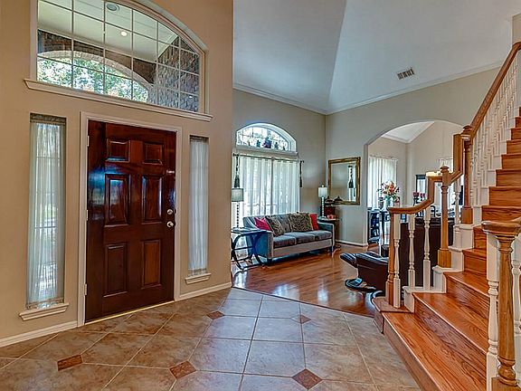 4th image of 12903 Peach Meadow Dr